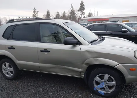 2008 Hyundai Tucson Gls z USA, uszkodzony, nr VIN KM8JM12B28U857479